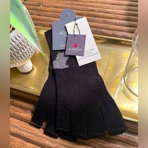 Alashan Black/Gray Cashmere Fingerless Gloves